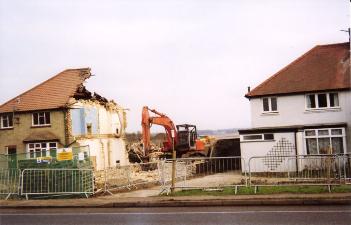 Demolition work on the east side of Shelford Road, 111 and 115 after the removal of 113. Photo: Andrew Roberts, December 2007.