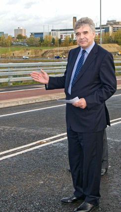 Dr Gareth Goodier (Cambridge University Hospitals) at the opening of Addenbrooke's Road, 27 October 2010. Photo: Stephen Brown.