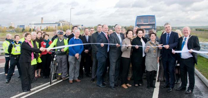 Participants at the opening of Addenbrooke’s Road, 27 October 2010: councillors, officers, Addenbrooke’s representatives and a few residents. Photo: Stephen Brown.