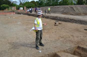Stuart Ladd talking about the Middle to Late Saxon excavated features, Anstey Hall Farm, 10 May 2015.