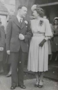 Eric King and Audrey Rayner on their wedding day, 1949. Source: Audrey King, copy photo by Howard Slatter, March 2017.