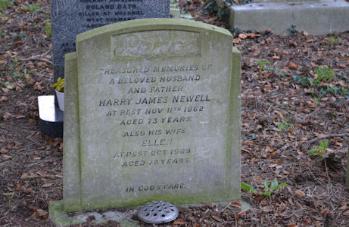 Grave of Harry James and Ellen Newell, Trumpington Churchyard Extension. Photo: Andrew Roberts, 15 January 2015.