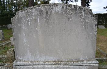 The Pemberton family grave in Trumpington Churchyard Extension. Photo: Andrew Roberts, 27 September 2016.