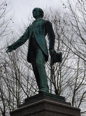 Statute to Henry Fawcett, Market Square, Salisbury. Photo: Andrew Roberts, 31 December 2017.