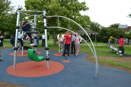 Opening of electronic play space on King George V Playing Field by Councillor Sheila Stuart, Mayor of Cambridge, 1 August 2012. Photo: Wendy Roberts.