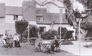 The Green Man tea garden, early 1900s.