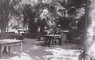 The Green Man tea garden, 1920s.