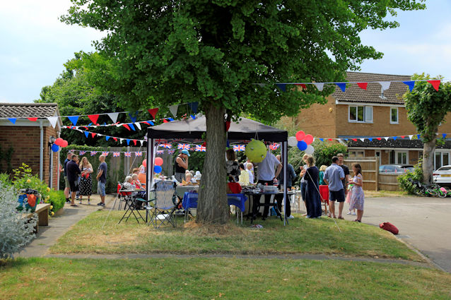 Exeter Close Street Party for the Platinum Jubilee, 3 June 2022. Photo: Anna Nicholson, 3 June 2022.