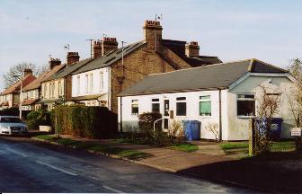 The dental surgery at the start of Bishop�s Road. Photo: Andrew Roberts, 27 January 2008.