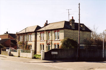 The beginning of Bishop’s Road and 80-82 Shelford Road, March 2009.