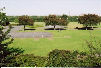 Looking from Salisbury Place over the grounds of the Professional Development Centre towards Clay Farm and Addenbrooke’s Hospital. Photo: Andrew Roberts, August 2007.