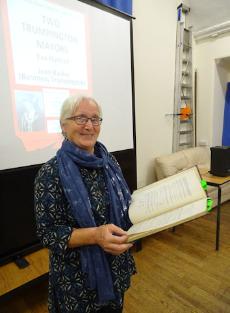 Philippa Slatter at the Local History Group meeting about local Mayors, talking about Eva Hartree. Photo: Andrew Roberts, 26 September 2019.