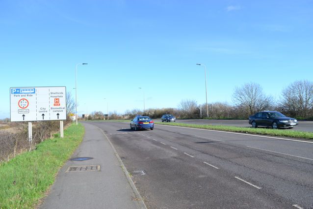 Looking north along Hauxton Road from near the M11 roundabout. Photo: Andrew Roberts, 24 February 2024.