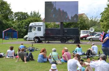 Watching the race at the Bike Life 2014 event at King George V playing field and Trumpington Pavilion. Photo: Andrew Roberts, 7 July 2014.