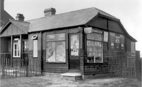 Mrs Richardson’s general store, 4 Bishop’s Road, early 1930s. Source: Cambridgeshire Collection.