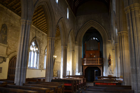 The Nave, organ and South Aisle, Trumpington Church. Photo: Andrew Roberts, 18 October 2011.